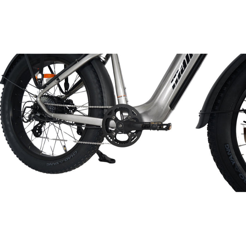 Mamba Gallivanter 720W 48V 15Ah Electric Bike in Grey Pedal View