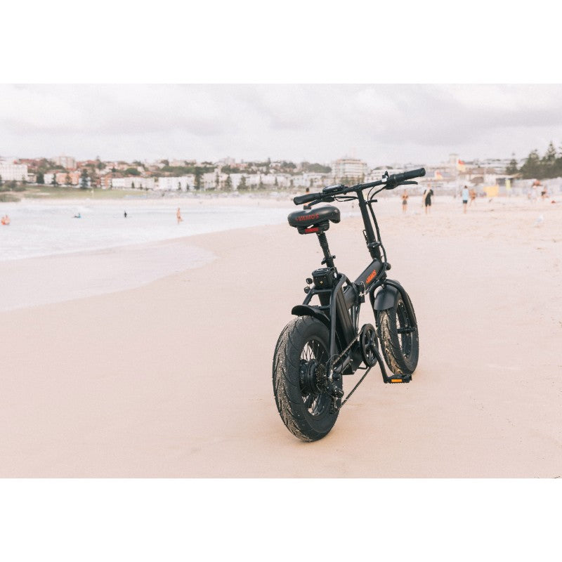 VAMOS El Doblez 350W 36V Electric Bike on Beach View