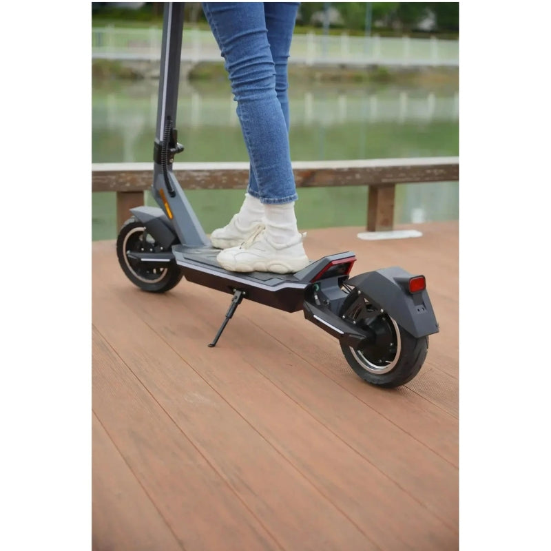 Veloz Punk 1300W 64km Range Regenerative Braking E-Scooter in Grey