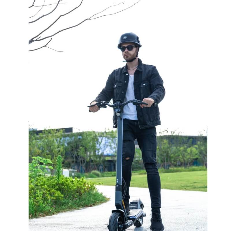 Veloz Punk Pro 2300W Dual Motor Regenerative Braking Range E-Scooter in Grey