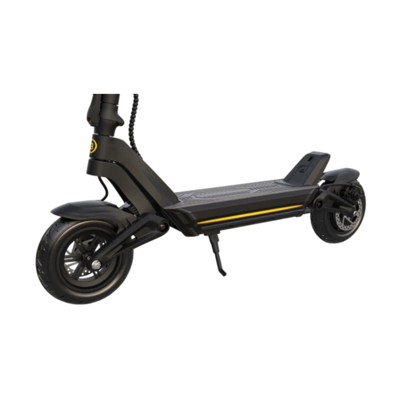 benelle-gt60-electric-scooter-in-colour-black-deck-view