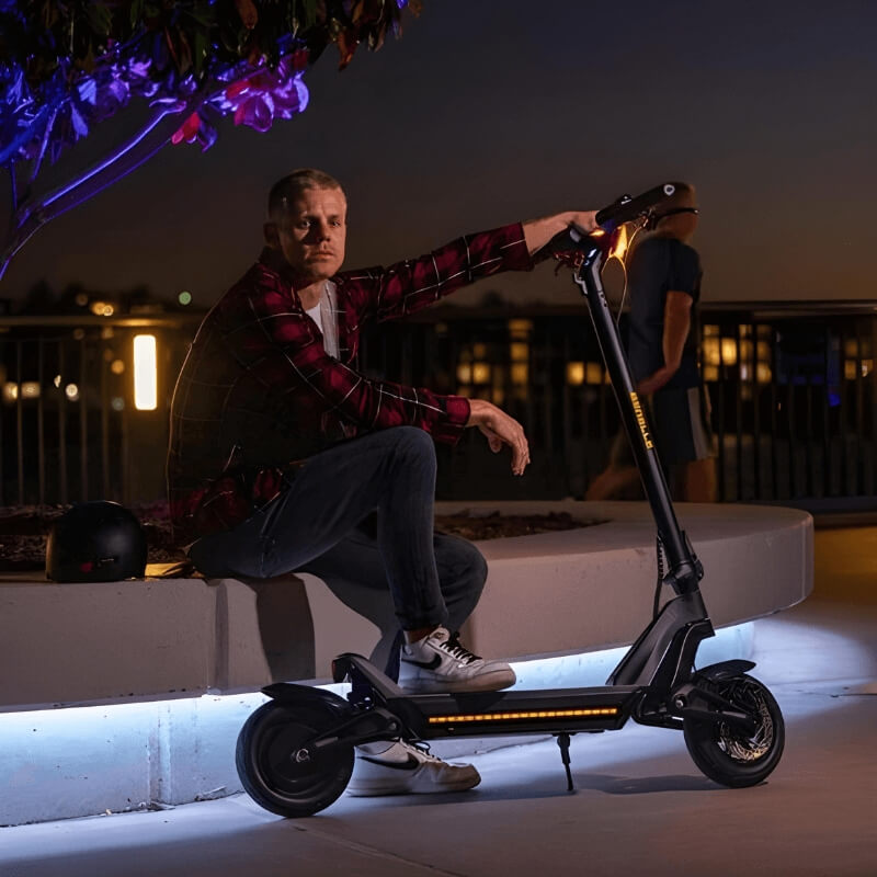 gt60-electric-scooter-in-colour-black-outside-view